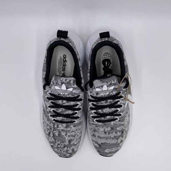 adidas Swift Run 22 Black / White Womens Shoes - Picture 5 of 8